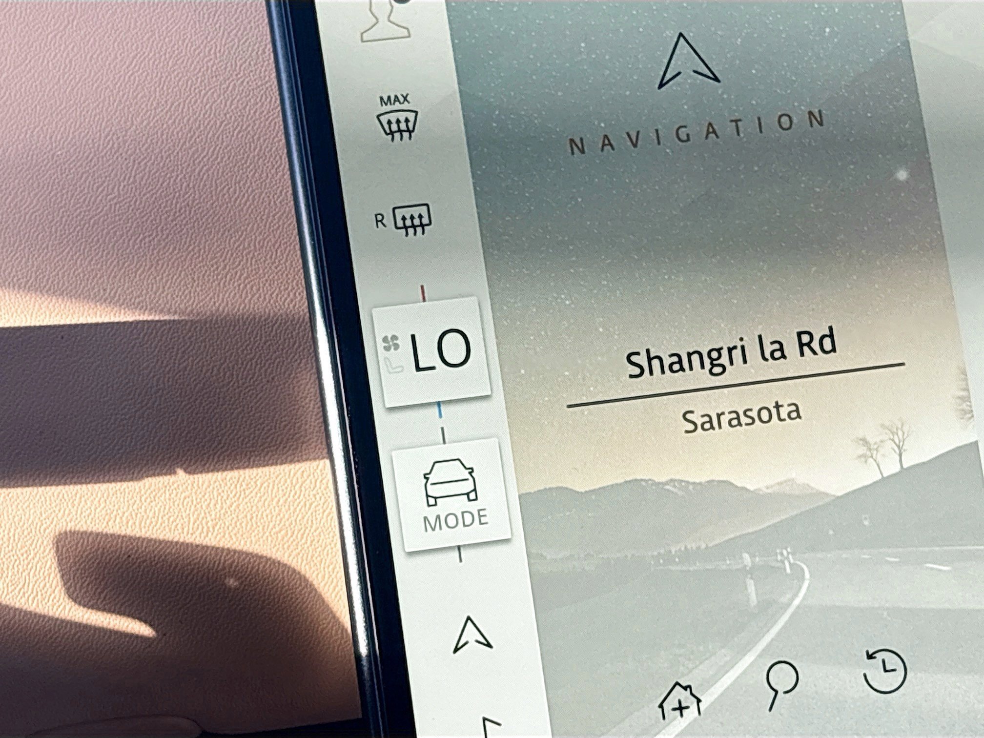 New 2026 Land Rover Range Rover Long Wheelbase Autobiography image 35