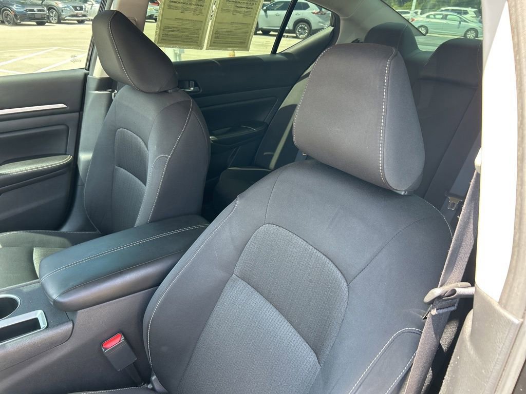 Used 2022 Nissan Altima 2.5 SV FWD image 22