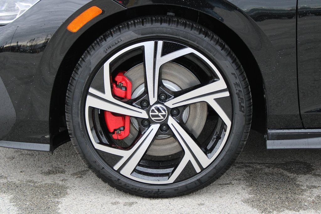 New 2026 Volkswagen GTI SE FWD image 21