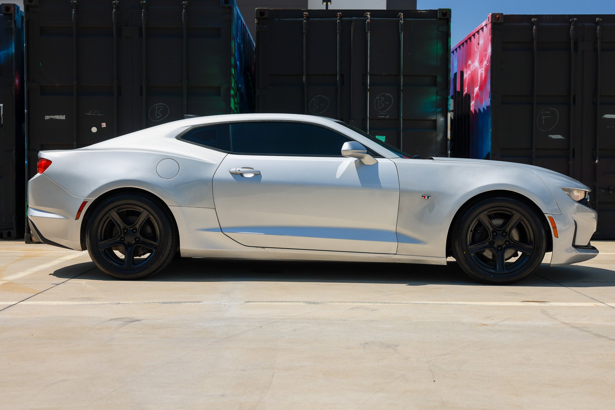 Used 2019 Chevrolet Camaro LT RWD image 17