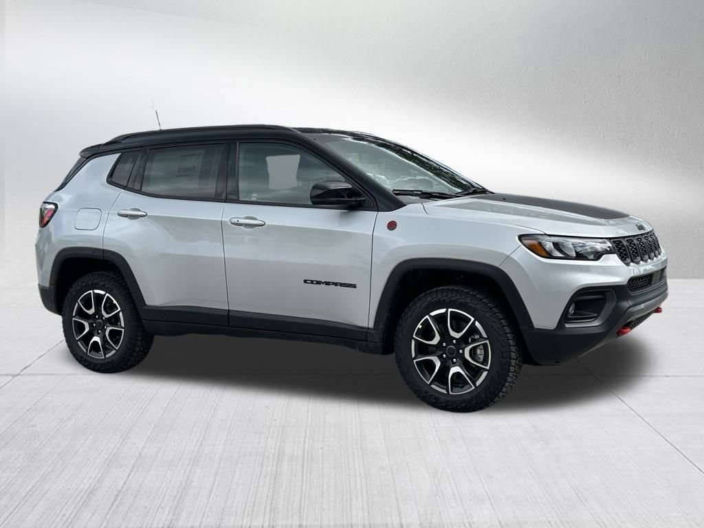 New 2026 Jeep Compass Trailhawk image 3