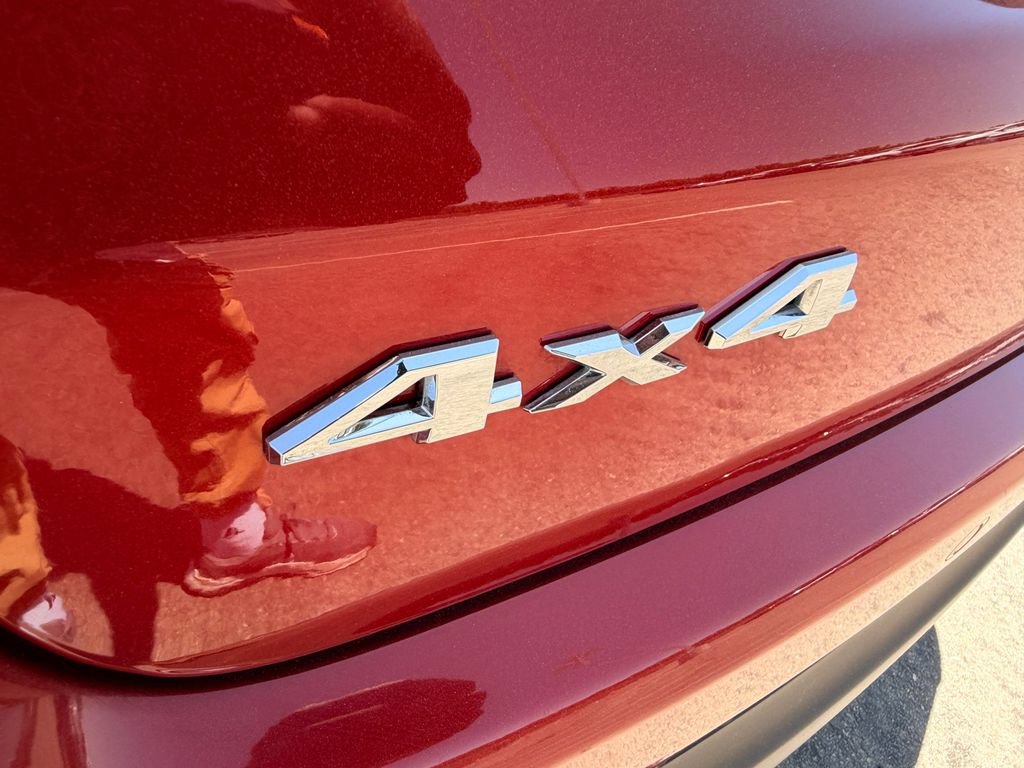 Used 2025 Jeep Compass Limited AWD/4WD image 27