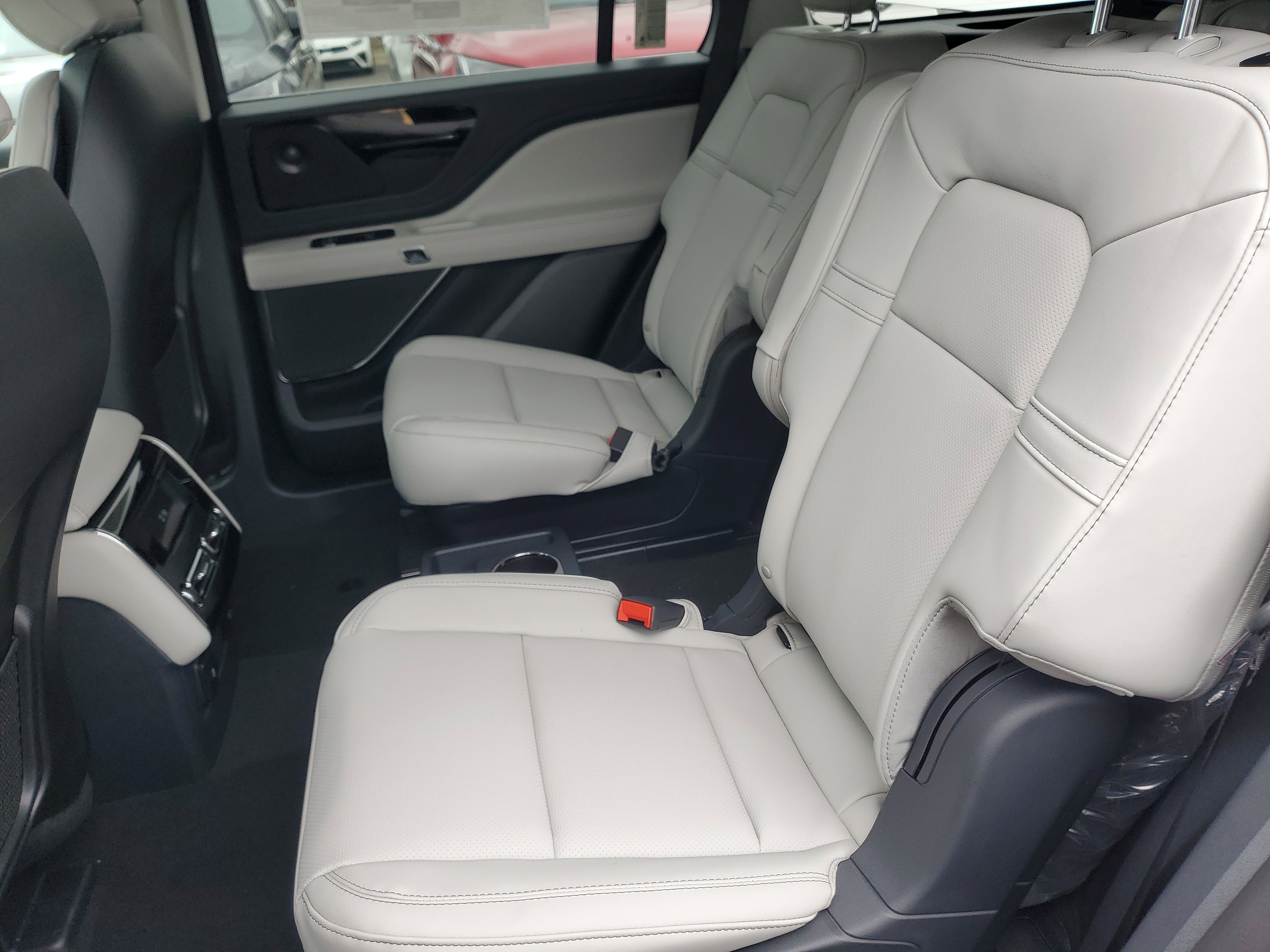 New 2026 Lincoln Aviator Premiere image 26