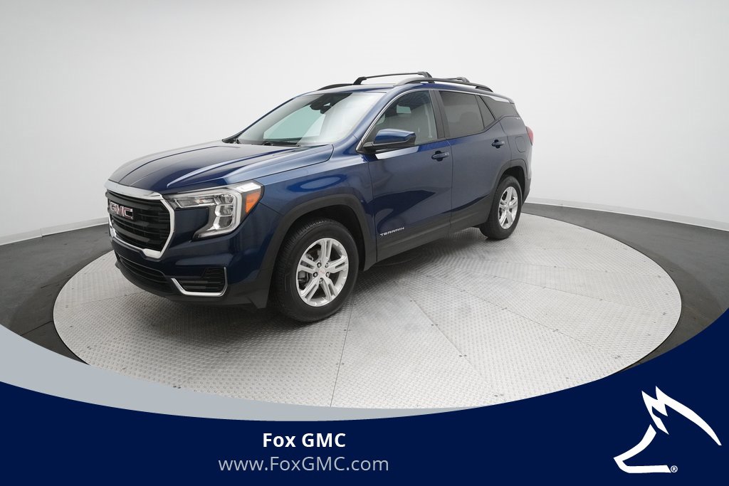 Used 2023 GMC Terrain SLE w/ Driver Convenience Package image 1