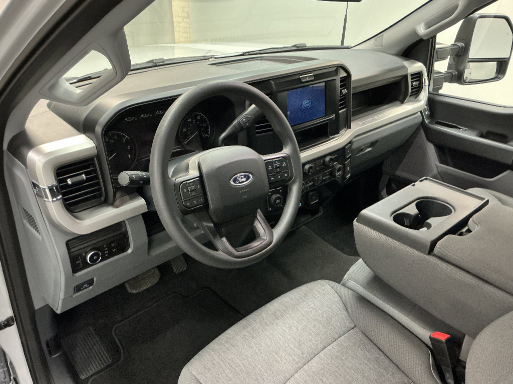 Used 2025 Ford F250 XL w/ STX Appearance Package AWD/4WD image 13