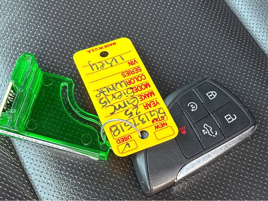 Used 2025 GMC Sierra 1500 SLT image 26