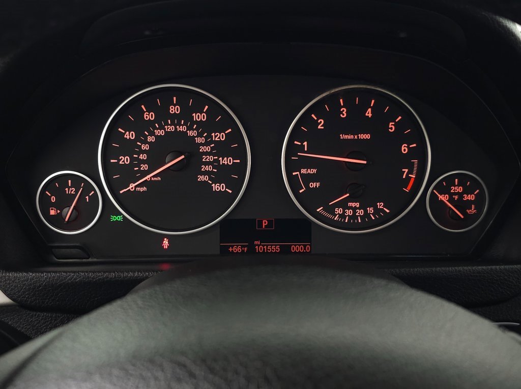 Used 2018 BMW 320i xDrive Sedan image 18