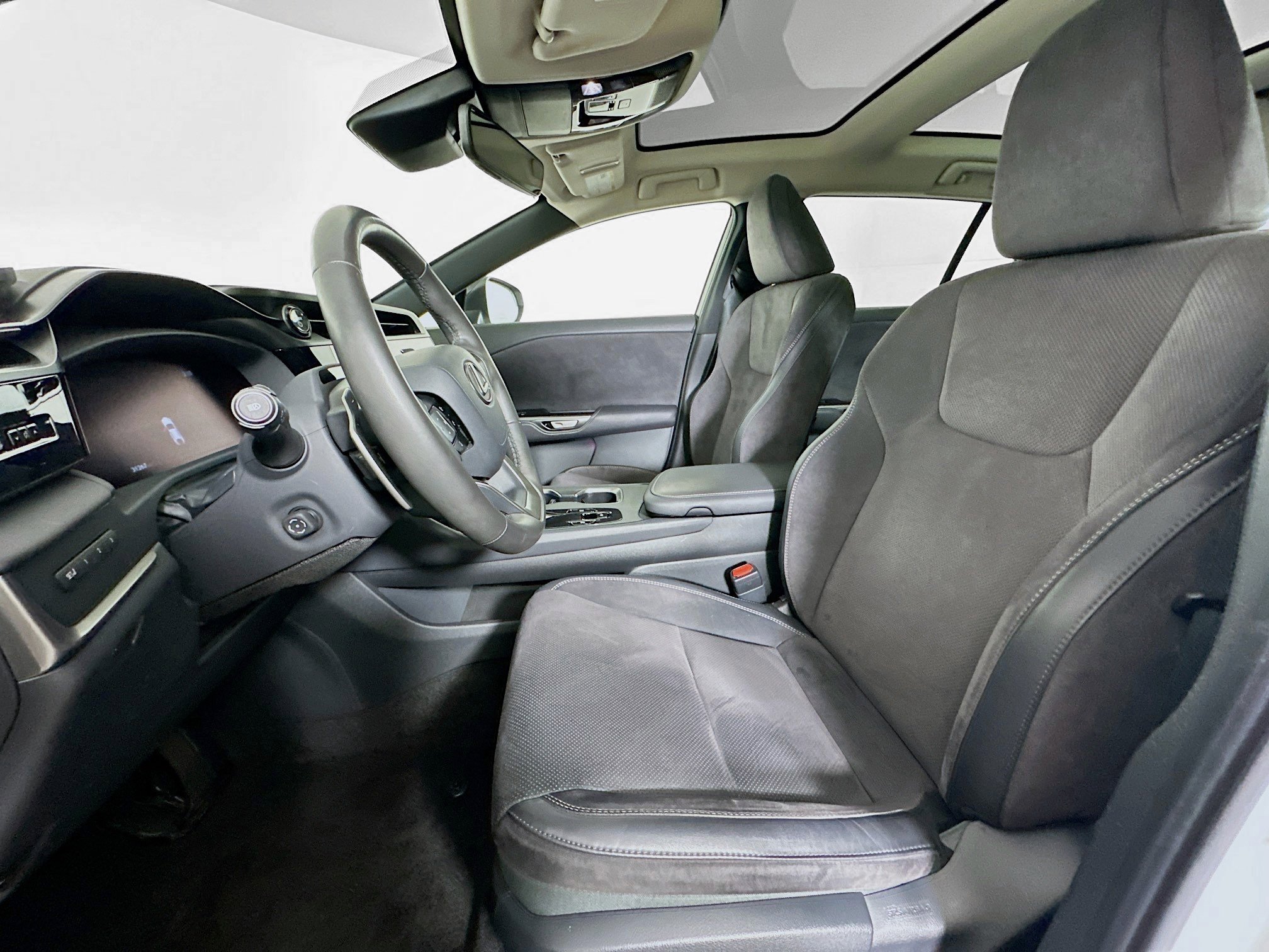 Used 2023 Lexus RZ 450e Premium w/ Accessory Package (Z1) image 13