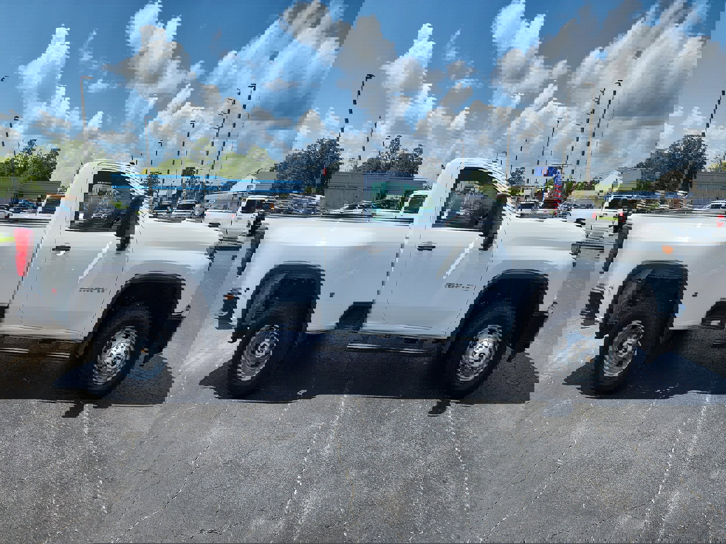 Used 2023 Chevrolet Silverado 3500 W/T image 3