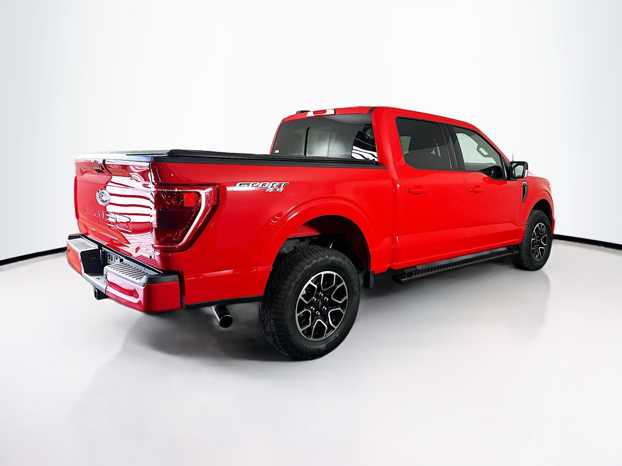 Used 2023 Ford F150 XLT w/ Equipment Group 302A High image 9