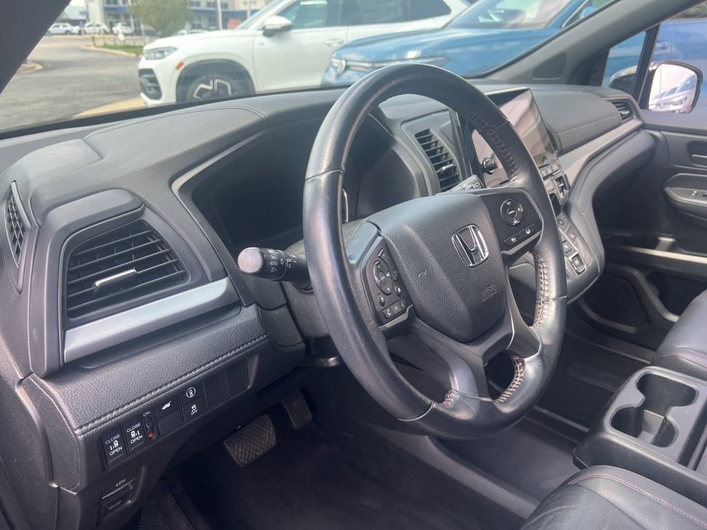 Used 2023 Honda Odyssey Sport image 12