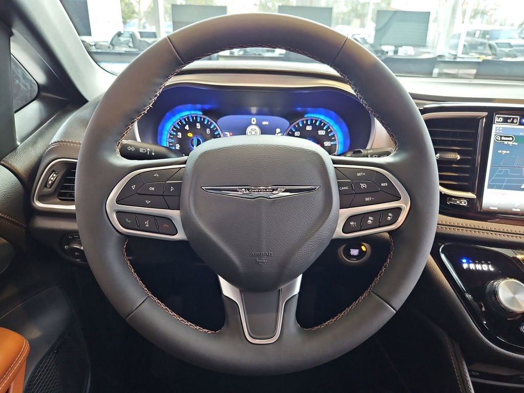 New 2026 Chrysler Pacifica Pinnacle w/ Trailer Tow Group AWD/4WD image 20