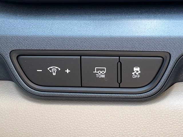 Certified 2025 Kia Carnival EX FWD image 34