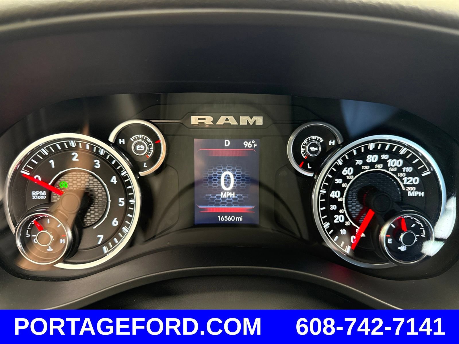 Used 2025 RAM 1500 Big Horn AWD/4WD image 9
