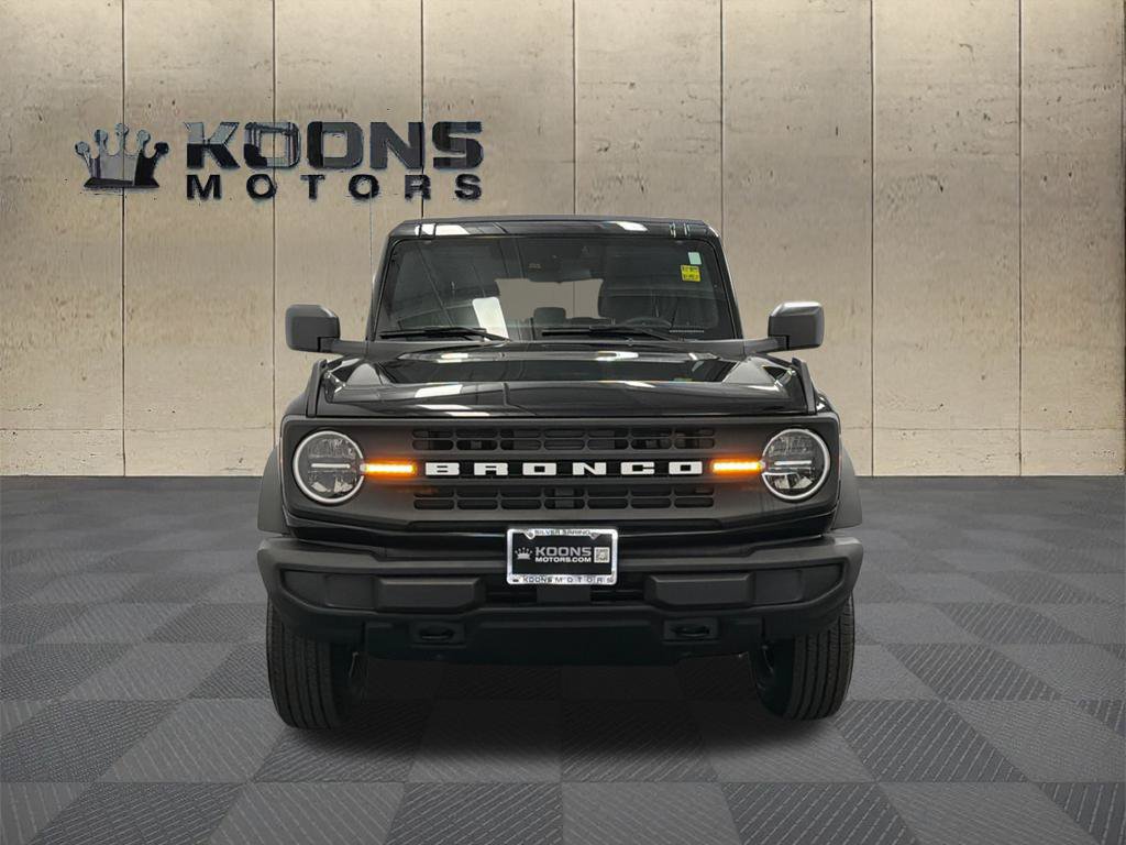 Used 2025 Ford Bronco 4-Door AWD/4WD image 3
