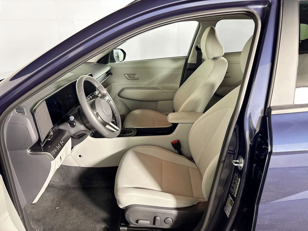 Used 2025 Hyundai Kona SEL AWD/4WD image 11