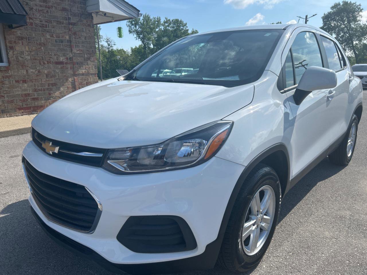 Used 2022 Chevrolet Trax LS w/ Tint and Cruise Package