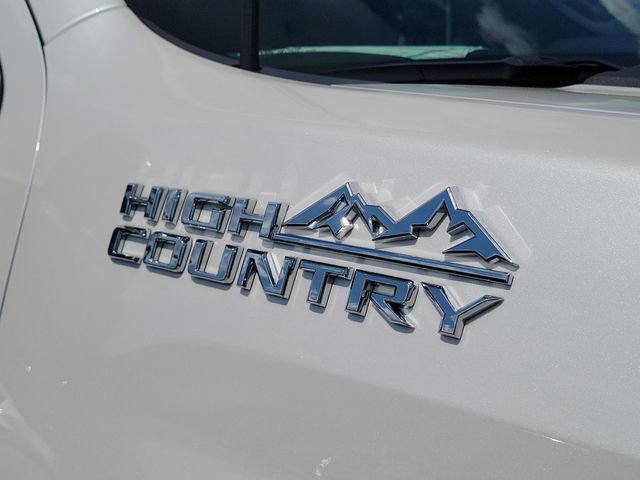 Certified 2025 Chevrolet Silverado 2500 High Country w/ Technology Package AWD/4WD image 7