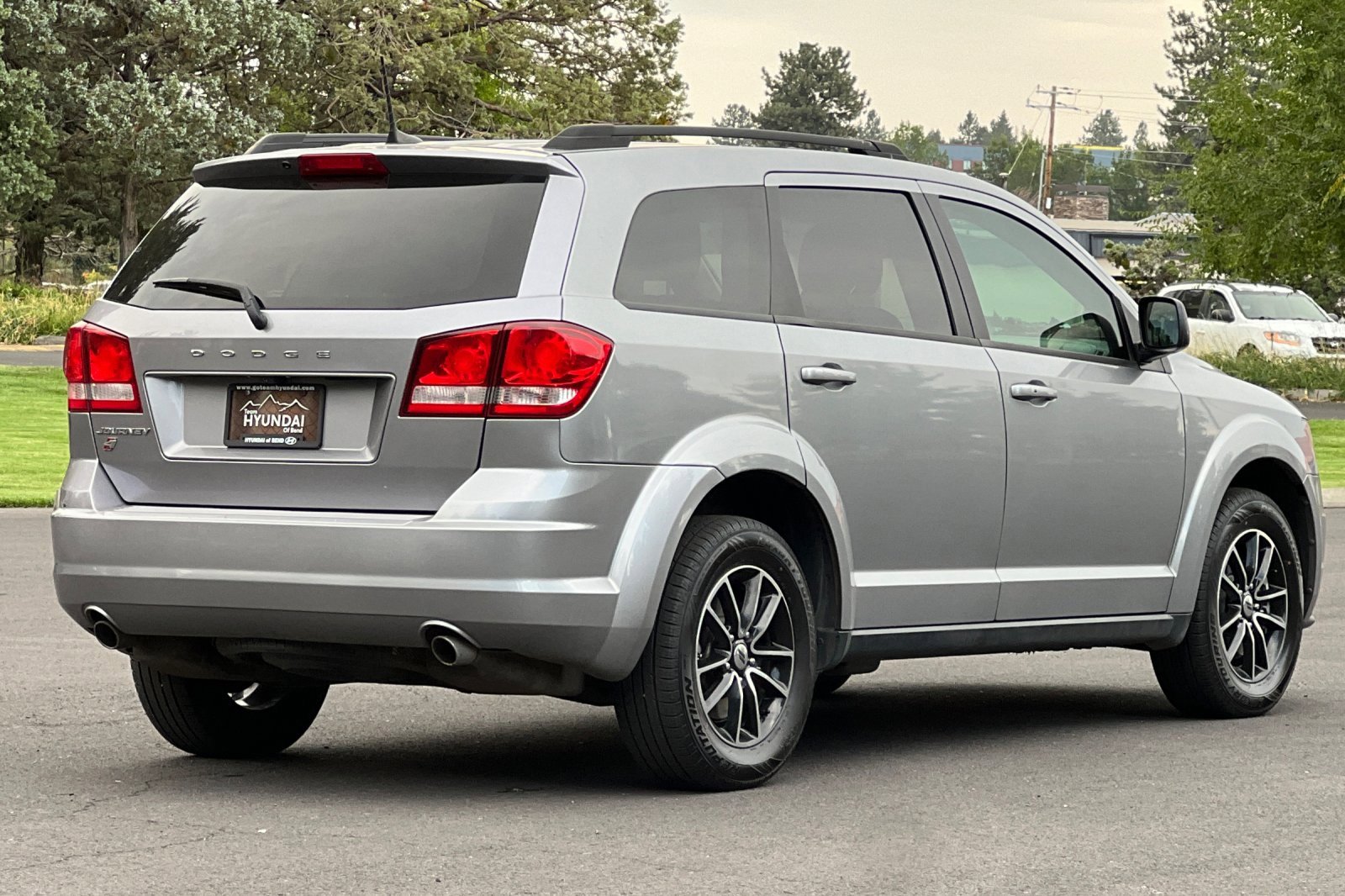 Used 2018 Dodge Journey SE w/ Popular Equipment Group image 4