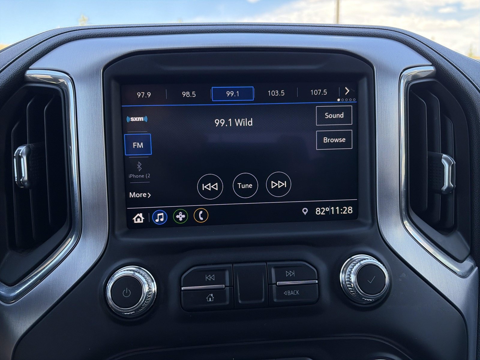 Used 2021 GMC Sierra 1500 Elevation AWD/4WD image 14