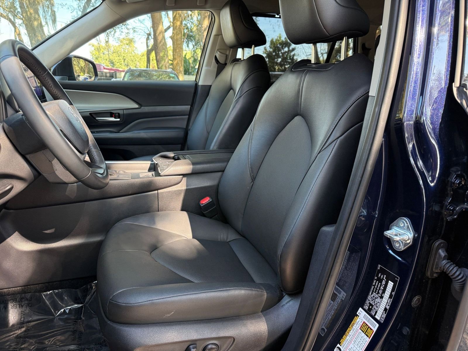 Used 2025 Toyota Grand Highlander FWD image 30