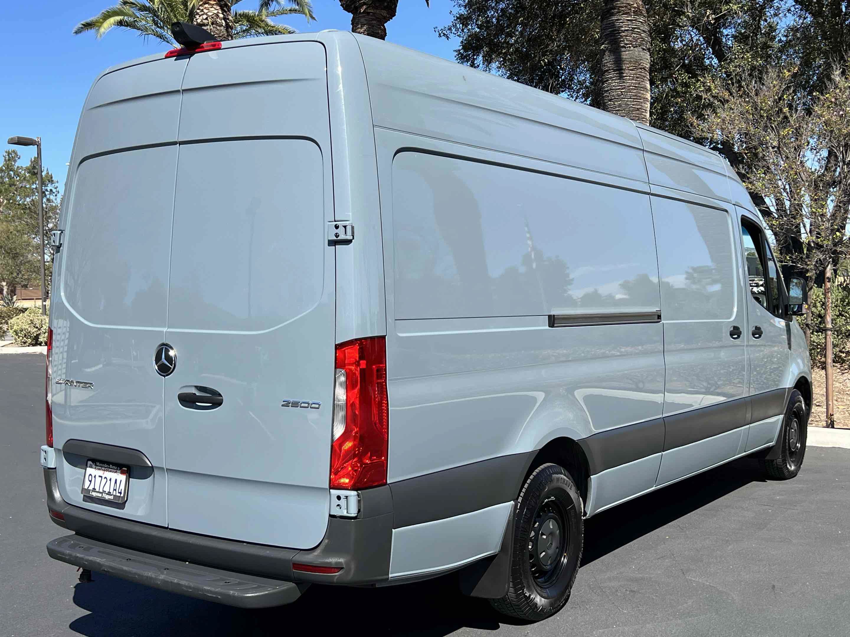 Used 2024 Mercedes-Benz Sprinter 2500 image 21