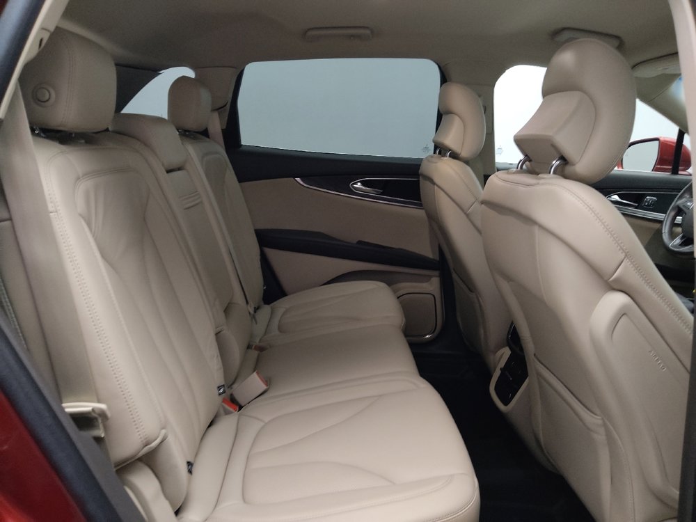 Used 2018 Lincoln MKX Select w/ Select Plus Package image 19