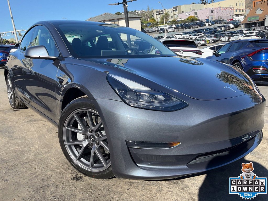 Used 2023 Tesla Model 3 Standard Range RWD image 1