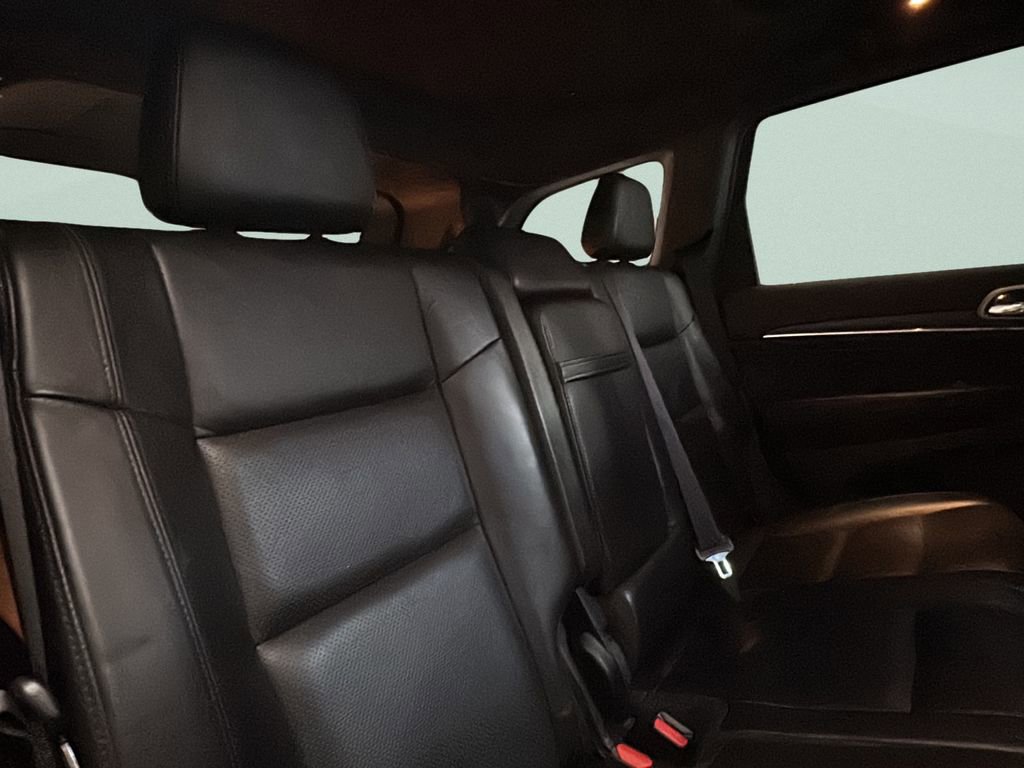 Used 2020 Jeep Grand Cherokee Limited w/ Luxury Group II image 14