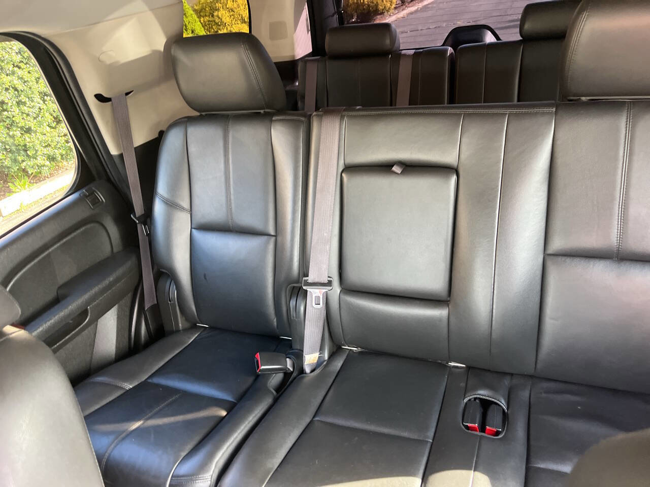 Used 2013 Chevrolet Tahoe LT AWD/4WD image 24