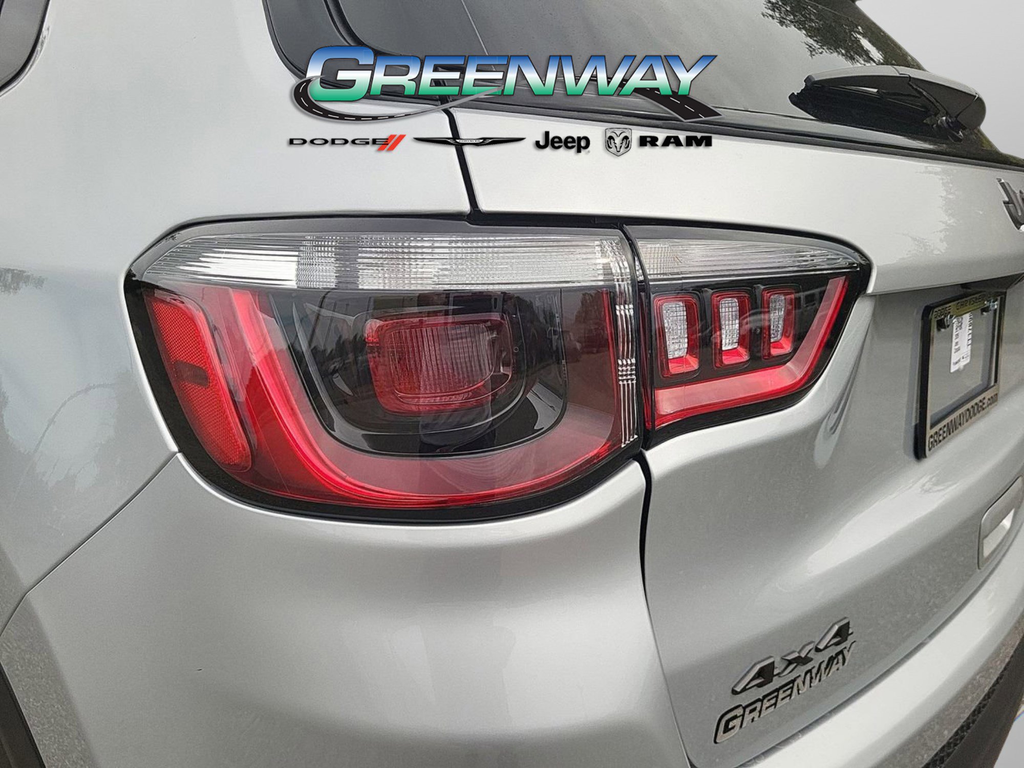 New 2026 Jeep Compass Latitude image 6