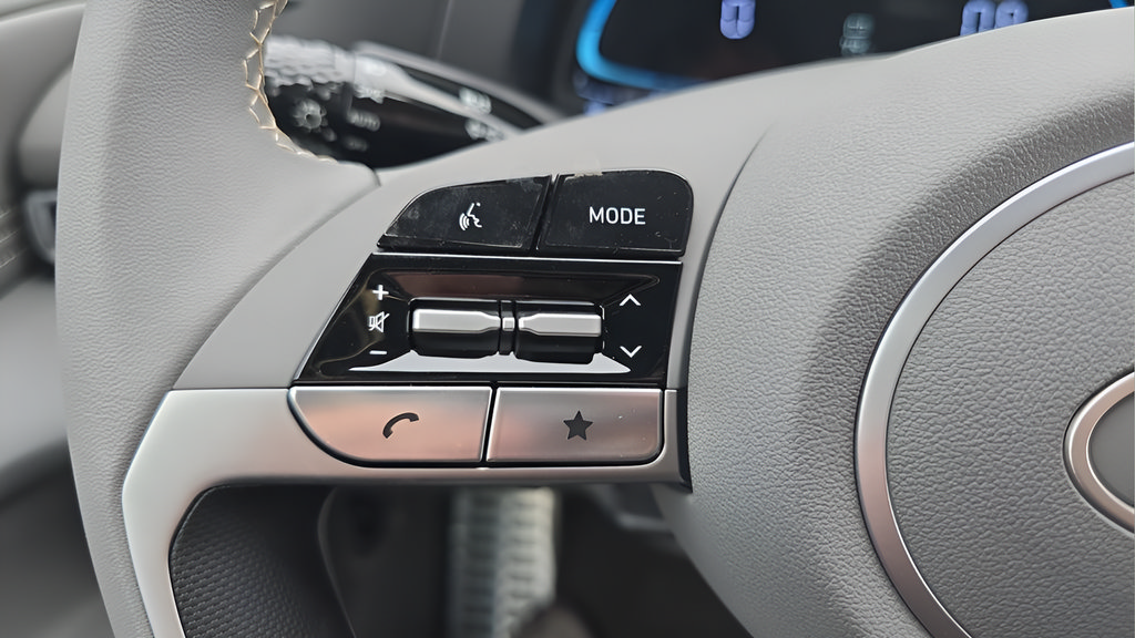 Certified 2026 Hyundai Elantra Sport FWD image 12