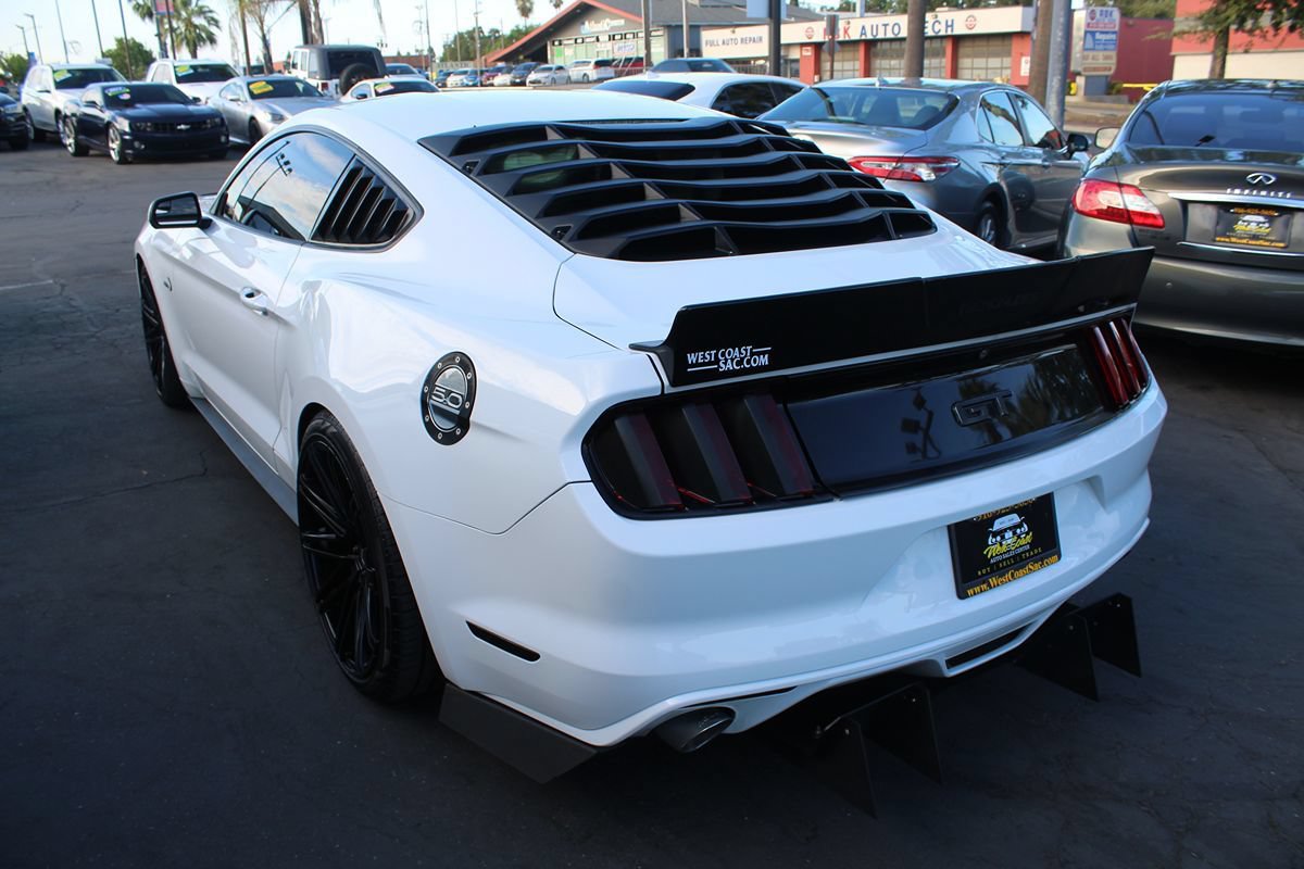 Used 2016 Ford Mustang GT w/ Interior & Wheel Package RWD image 5