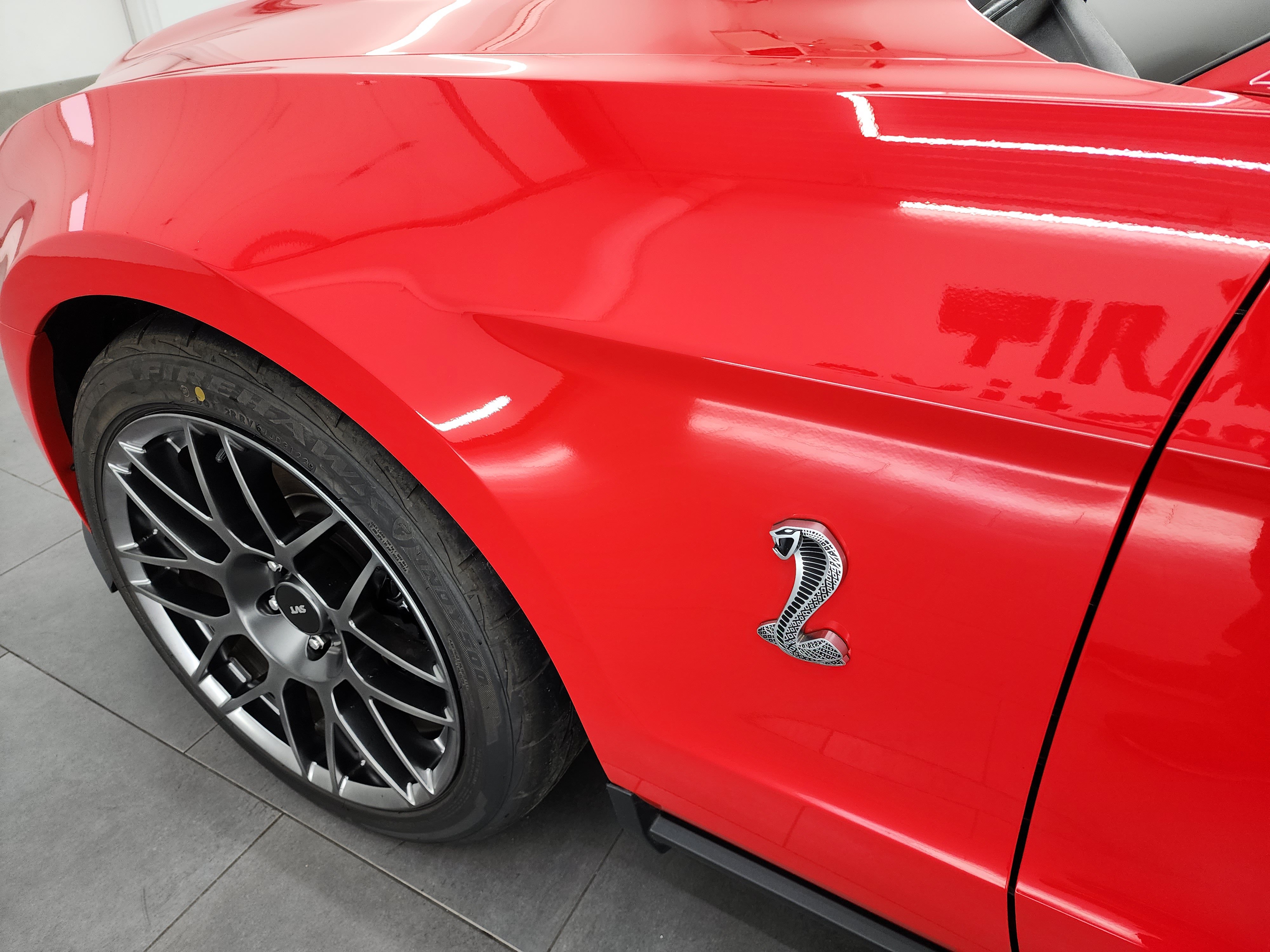 Used 2011 Ford Mustang Shelby GT500 w/ SVT Performance Pkg RWD image 35