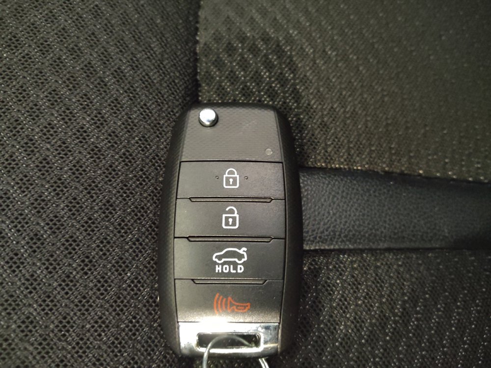 Used 2018 Kia Optima S image 32