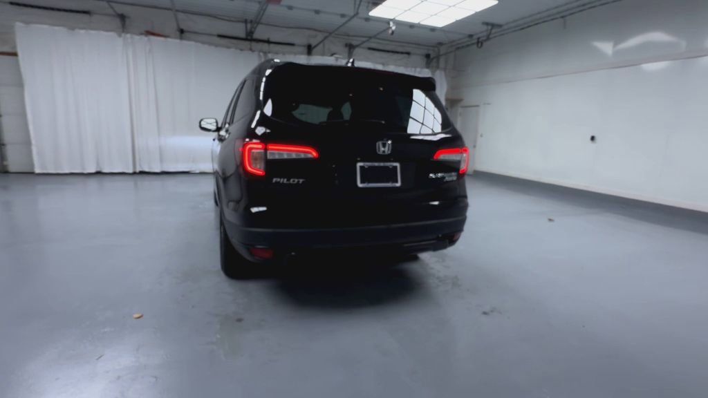 Used 2021 Honda Pilot Black Edition image 7