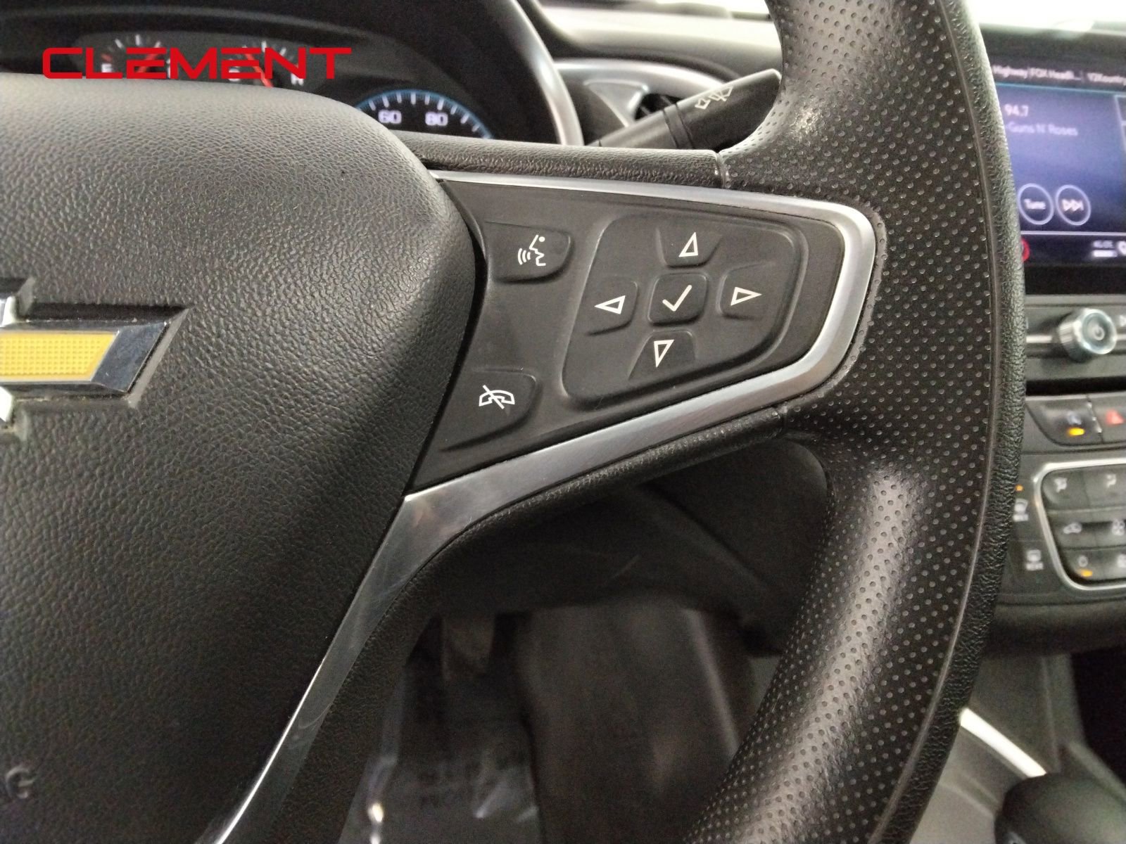 Used 2022 Chevrolet Malibu LT FWD image 12