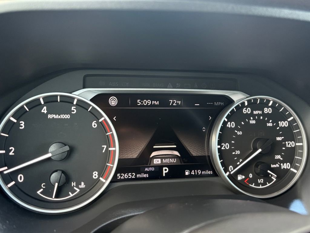 Used 2023 Nissan Rogue SV image 12