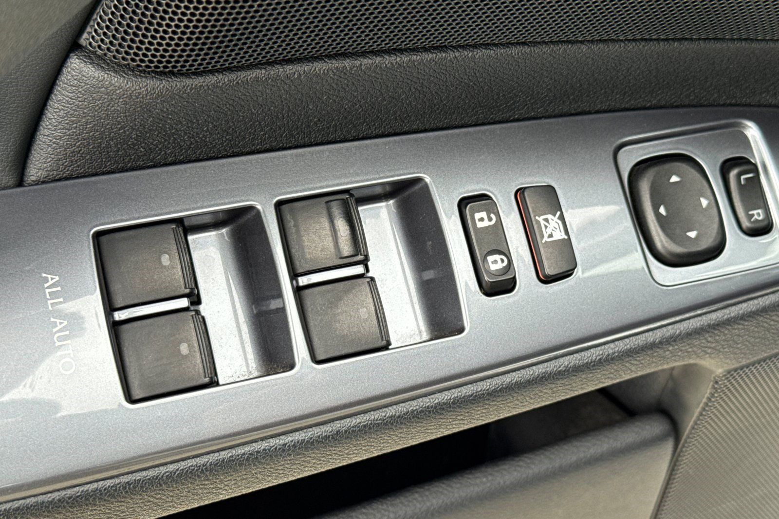 Used 2011 Lexus IS 250 w/ F-Sport Pkg w/Summer Tires RWD image 12