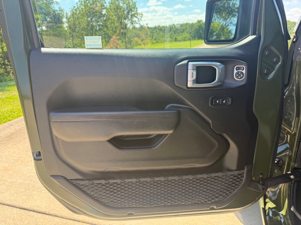 Used 2022 Jeep Wrangler Unlimited Sport AWD/4WD image 23