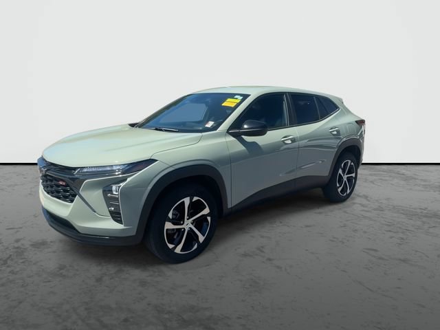 Used 2024 Chevrolet Trax RS w/ Driver Confidence Package FWD image 4