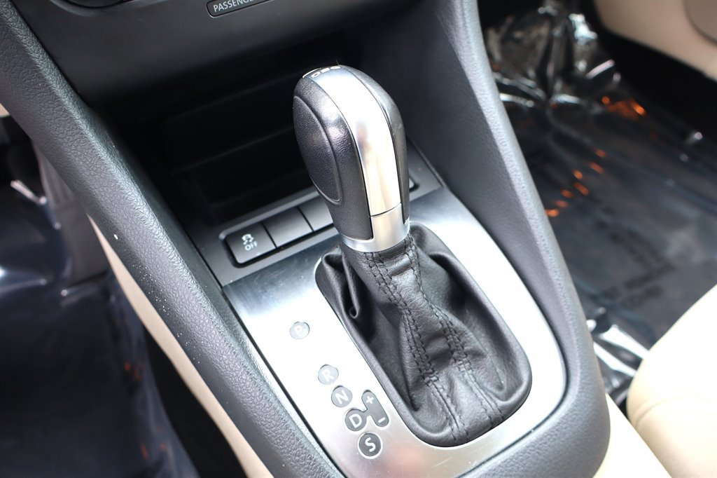 Used 2014 Volkswagen Jetta TDI FWD image 25