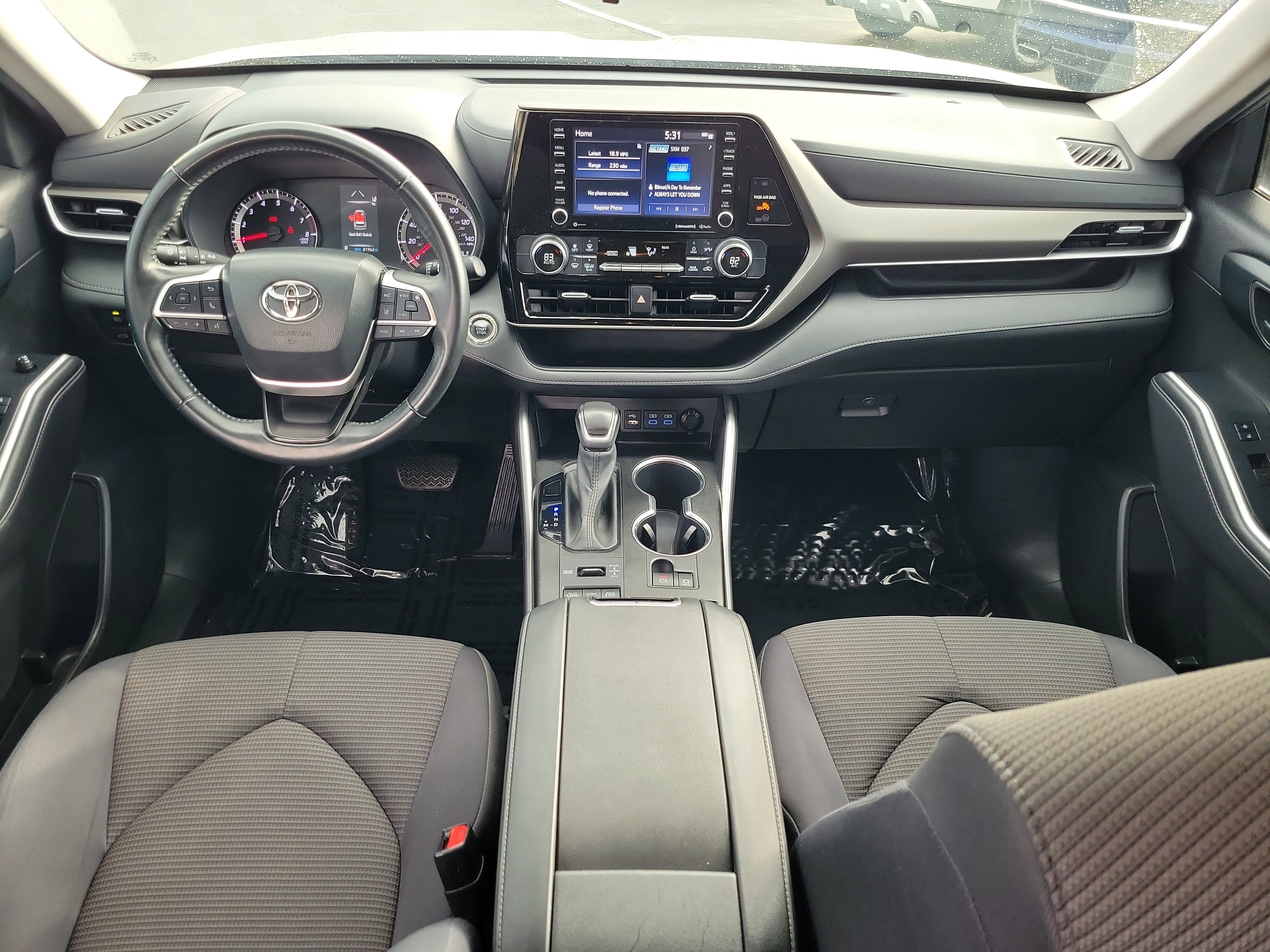Used 2022 Toyota Highlander LE AWD/4WD image 15