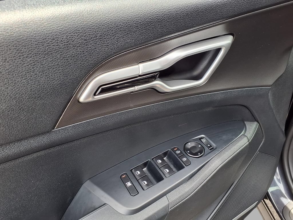 Used 2026 Kia Sportage LX FWD image 19
