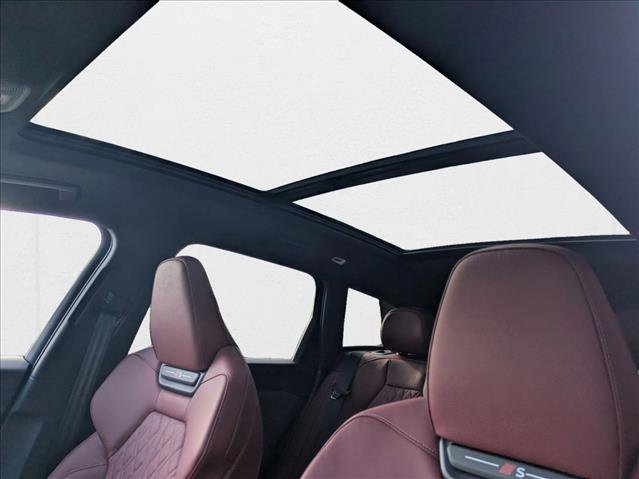 New 2025 Audi SQ6 e-tron Premium Plus image 15