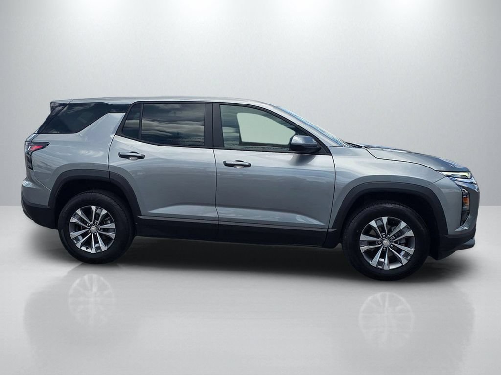 Used 2026 Chevrolet Equinox LT FWD image 4