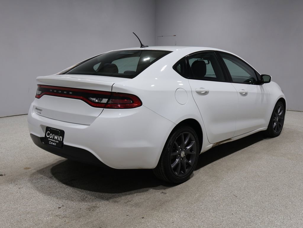 Used 2015 Dodge Dart SE w/ Convenience Group FWD image 2
