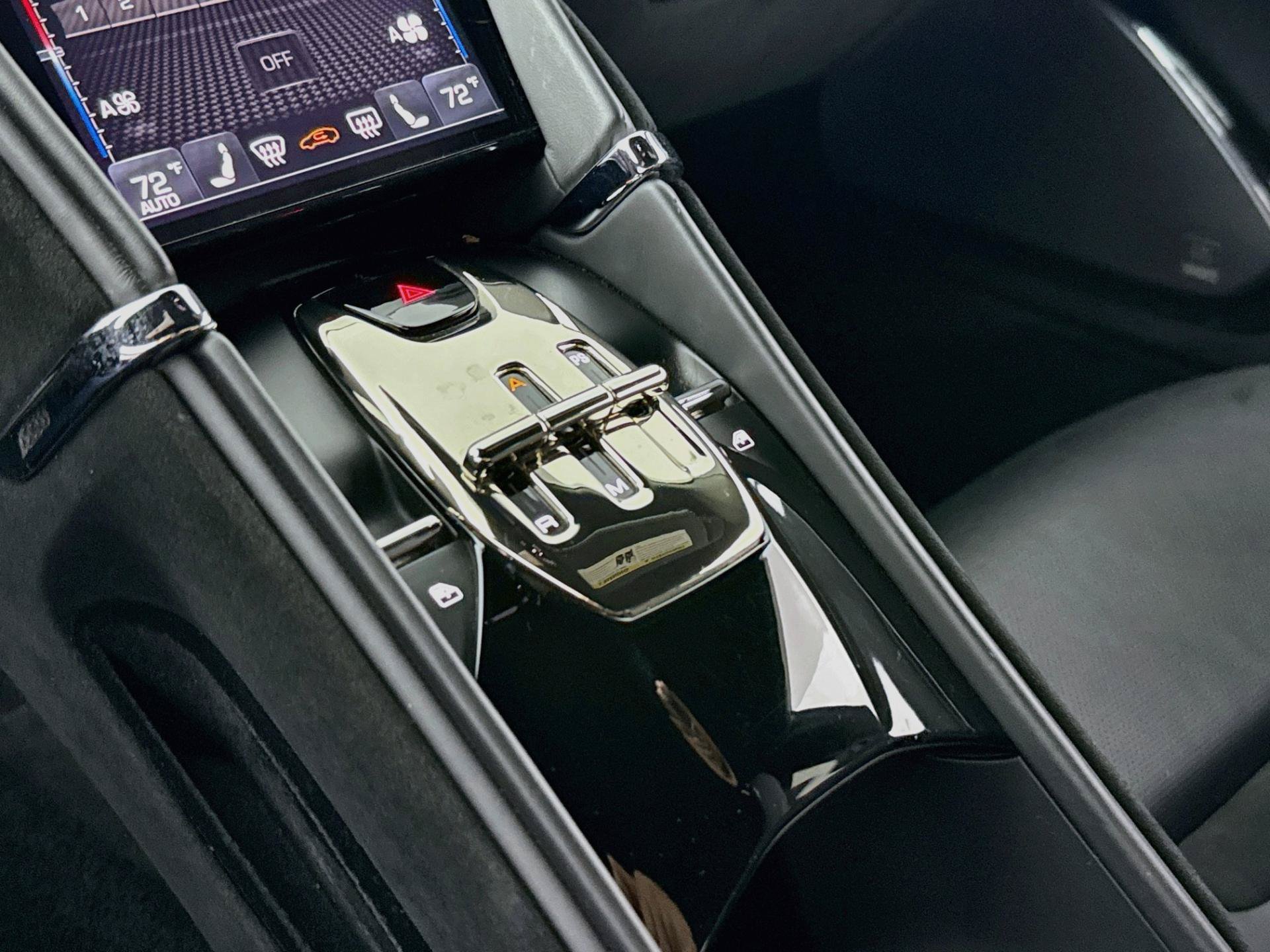 Used 2021 Ferrari Roma RWD image 18