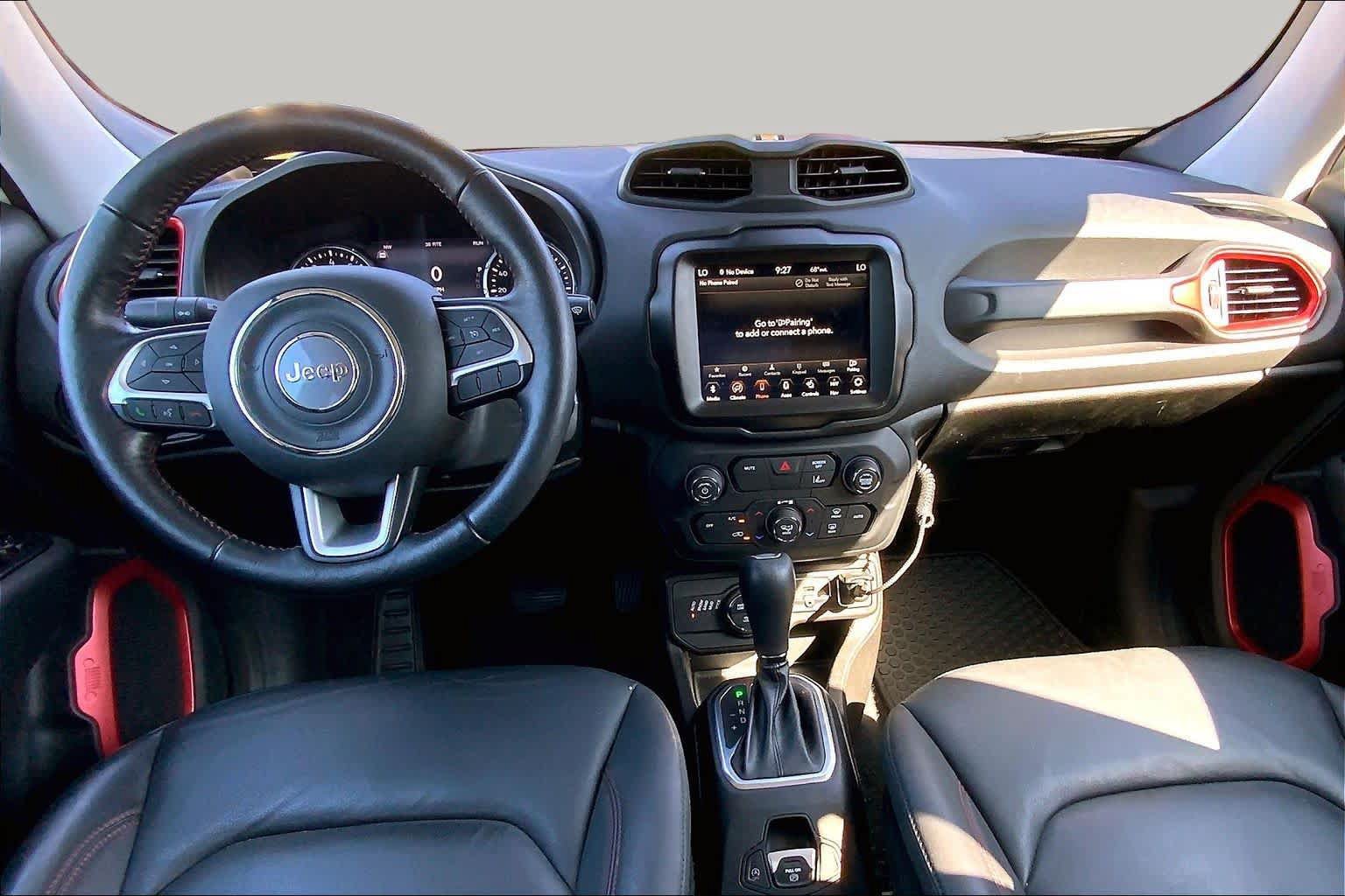Used 2023 Jeep Renegade Trailhawk w/ Trailhawk Elite Group AWD/4WD image 15