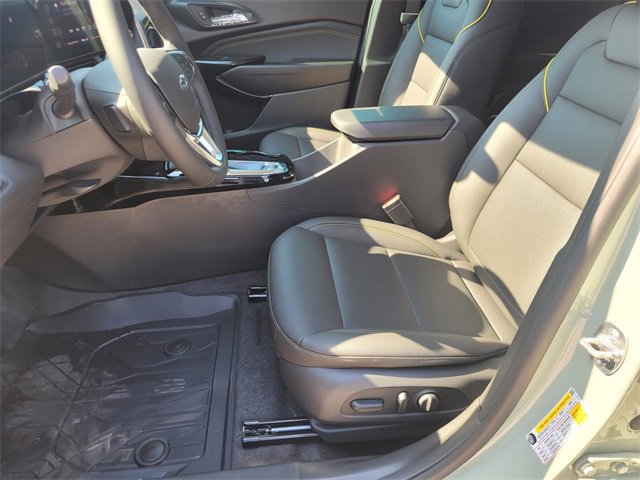 New 2026 Chevrolet Trax ACTIV w/ Sunroof Package image 9